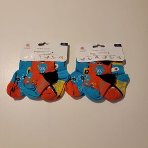 Brand New organic cotton socks - size 3-12m